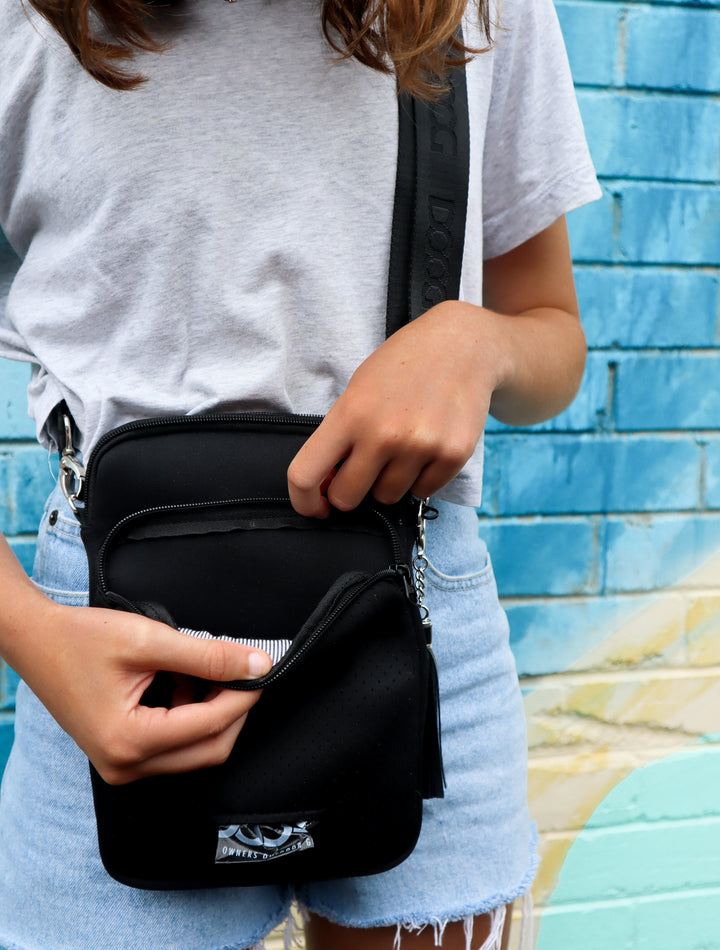 Neosport Walkie Bag - Black